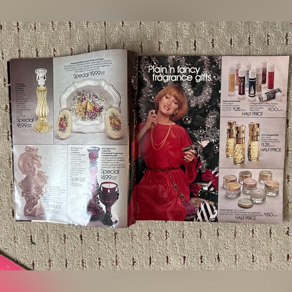 Vintage Avon Christmas Catalogs Lot 1 - Picture 2 of 9